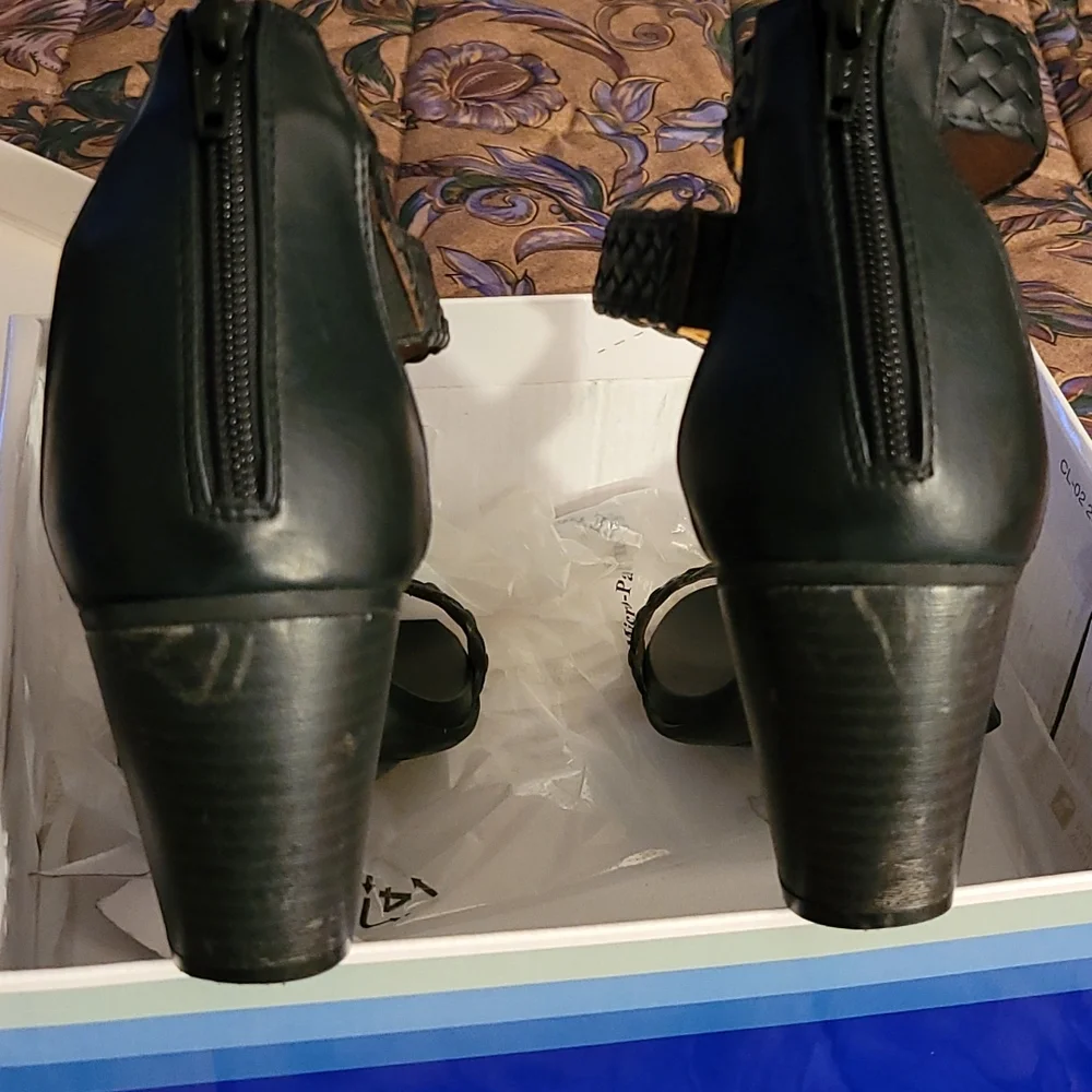 Black Leather Strappy Heels - Picture 5 of 7